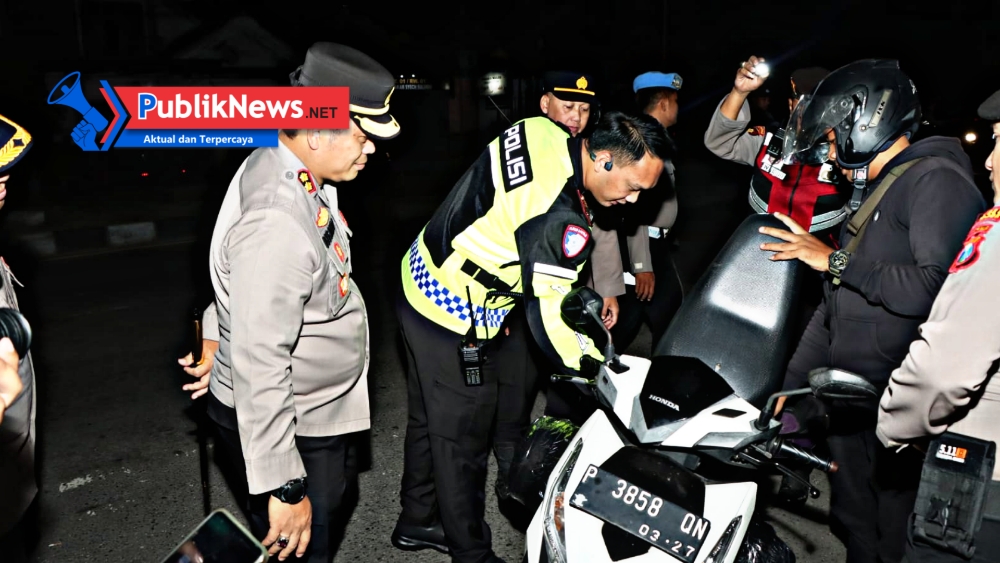 Kapolres Nganjuk Pimpin Langsung Patroli SREG dan Penyekatan Perbatasan Jelang 1 Suro