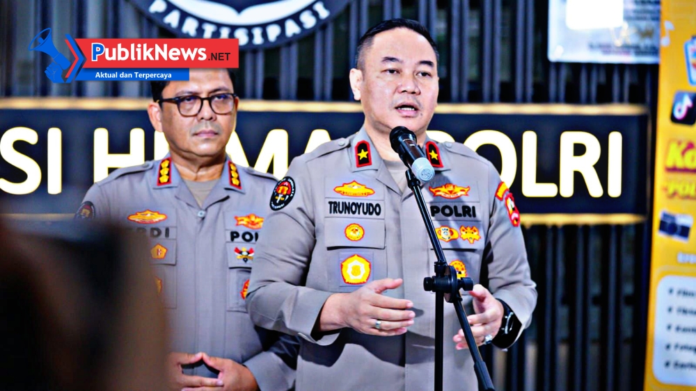 Robot Humanoid hingga Robot Dog Beratribut Polisi Ramaikan Monas dalam Persiapan Hari Bhayangkara ke-79