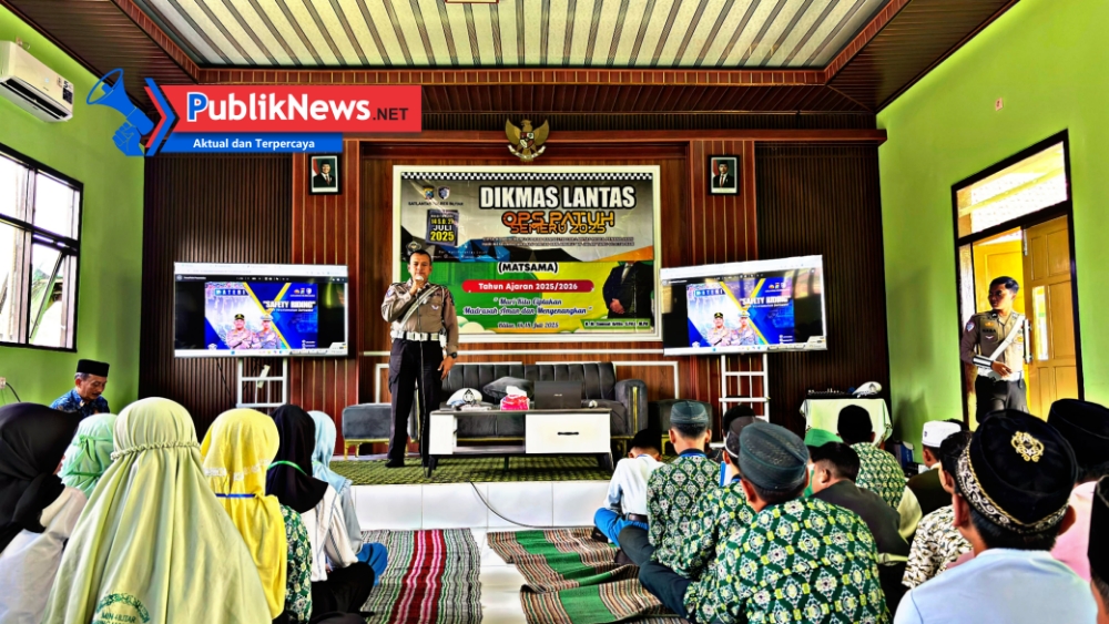 Polres Blitar Ajak Pelajar Jadi Pelopor Keselamatan Berlalu Lintas Lewat Sosialisasi Operasi Patuh Semeru 2025