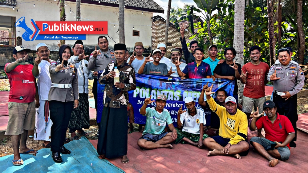 Polantas Menyapa Warga Desa Dasuk, Polres Sumenep Edukasi Tertib Lalu Lintas