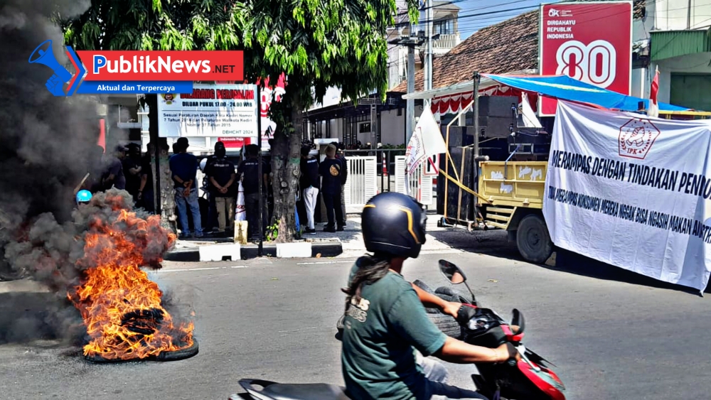 Aksi Damai IPK Kembali Geruduk CIMB Niaga, Tuntut Keadilan untuk Ibu Pemilik Mobil yang Disita