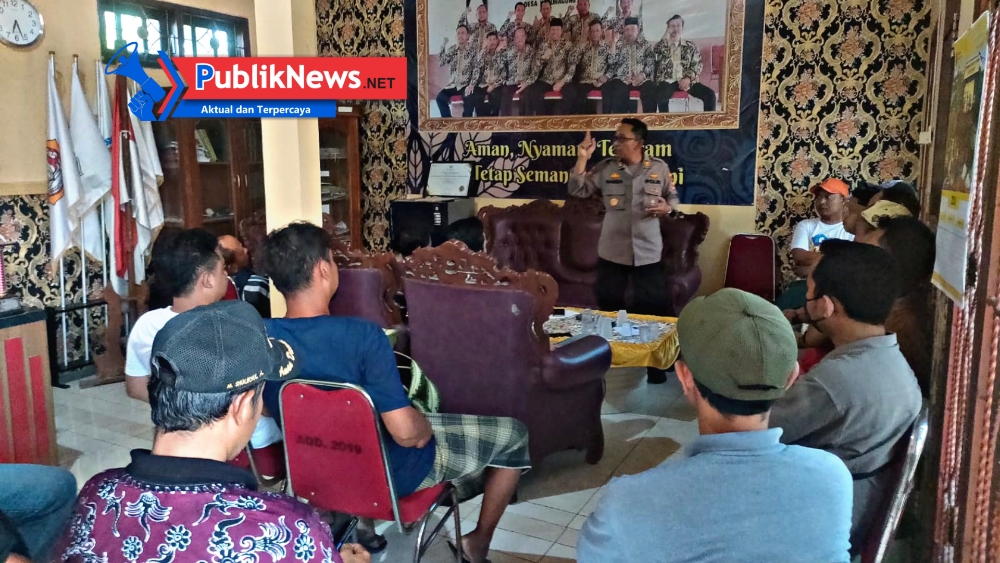 Warga Kepohagung Geruduk Kantor Desa, Polisi Gagalkan Penyegelan Total Akibat Dugaan Korupsi Kades