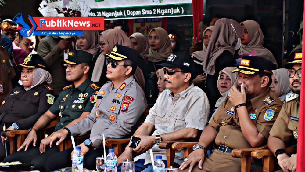 Ribuan Pelajar SMP Meriahkan Karnaval dan Pawai Budaya HUT RI ke-80 di Nganjuk