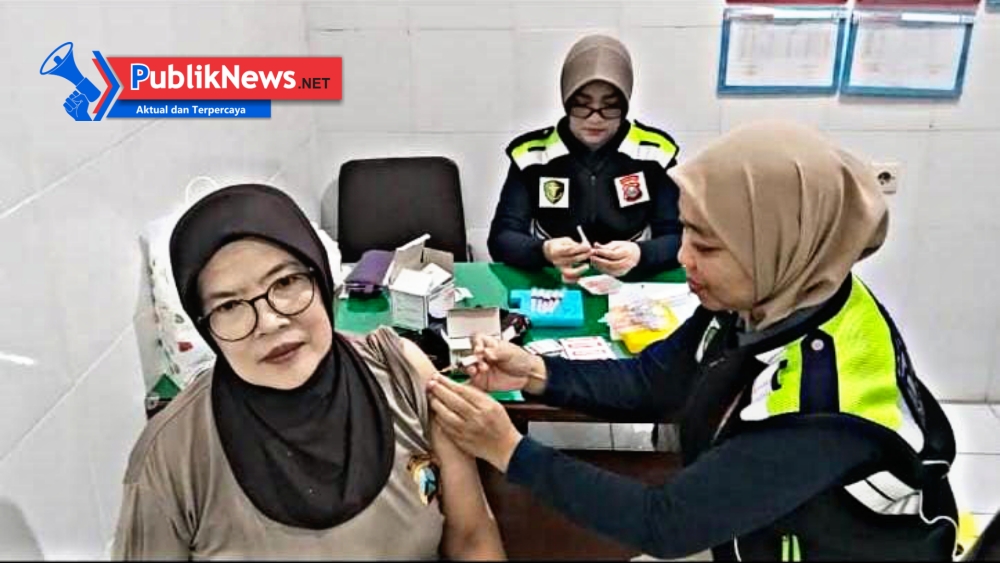 Sambut Hari Jadi Polwan ke-77, Polres Nganjuk Gelar Vaksinasi Influenza untuk Personel