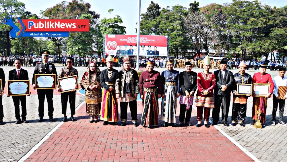 Upacara HUT ke-80 RI di Nganjuk, Forkopimda Kobarkan Semangat “Bersatu, Berdaulat, Rakyat Sejahtera, Indonesia Maju”