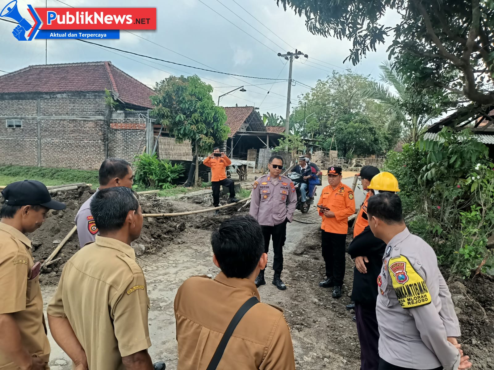 Kapolres Nganjuk Apresiasi Respons Cepat Polsek Rejoso Tangani Jalan Ambles Penghubung Dua Desa