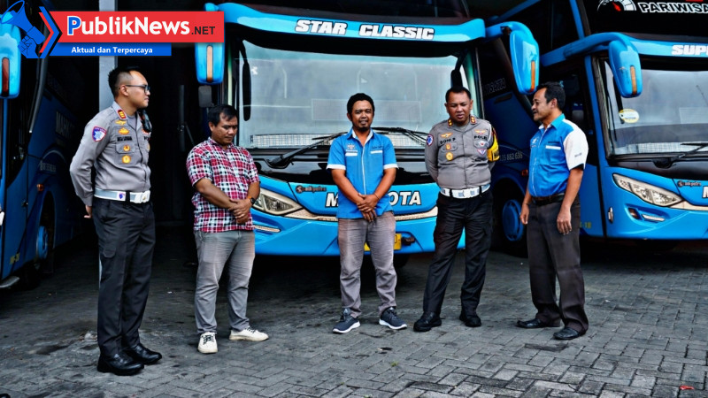 Berikan Rasa Aman Penumpang, Satlantas Polres Kediri Lakukan Ramp Check ke PO Bus Mahkota
