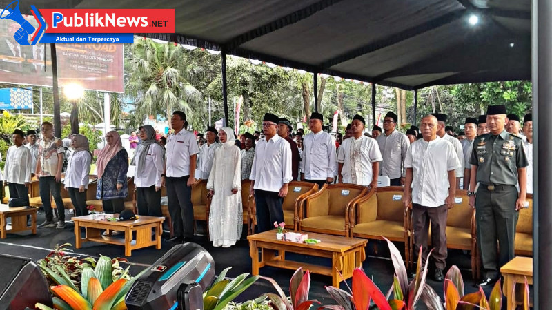 Wujudkan Kediri Mapan, Mbak Wali dan Gus Qowim Serahkan 200 Becak Listrik GSN untuk City Tourism