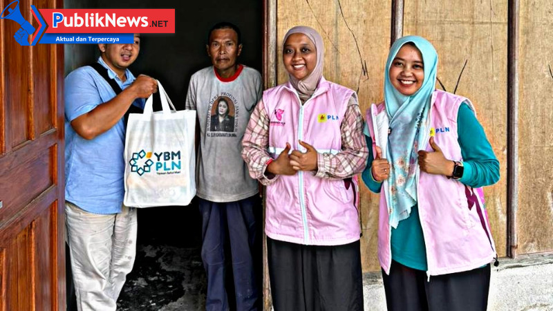 Peringati Hari Kartini, Srikandi PLN (Perusahaan Listrik Negara) UP3 Kediri Berbagi Sembako untuk UMKM dan Warga Pra Sejahtera