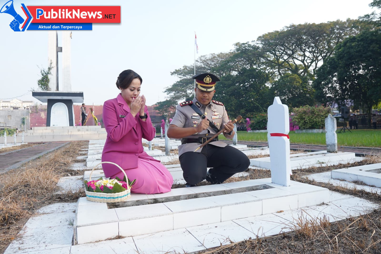 Polres Kediri Ziarah dan Tabur Bunga di TMP Canda Bhirawa Pare Sambut Hari Bhayangkara ke-80