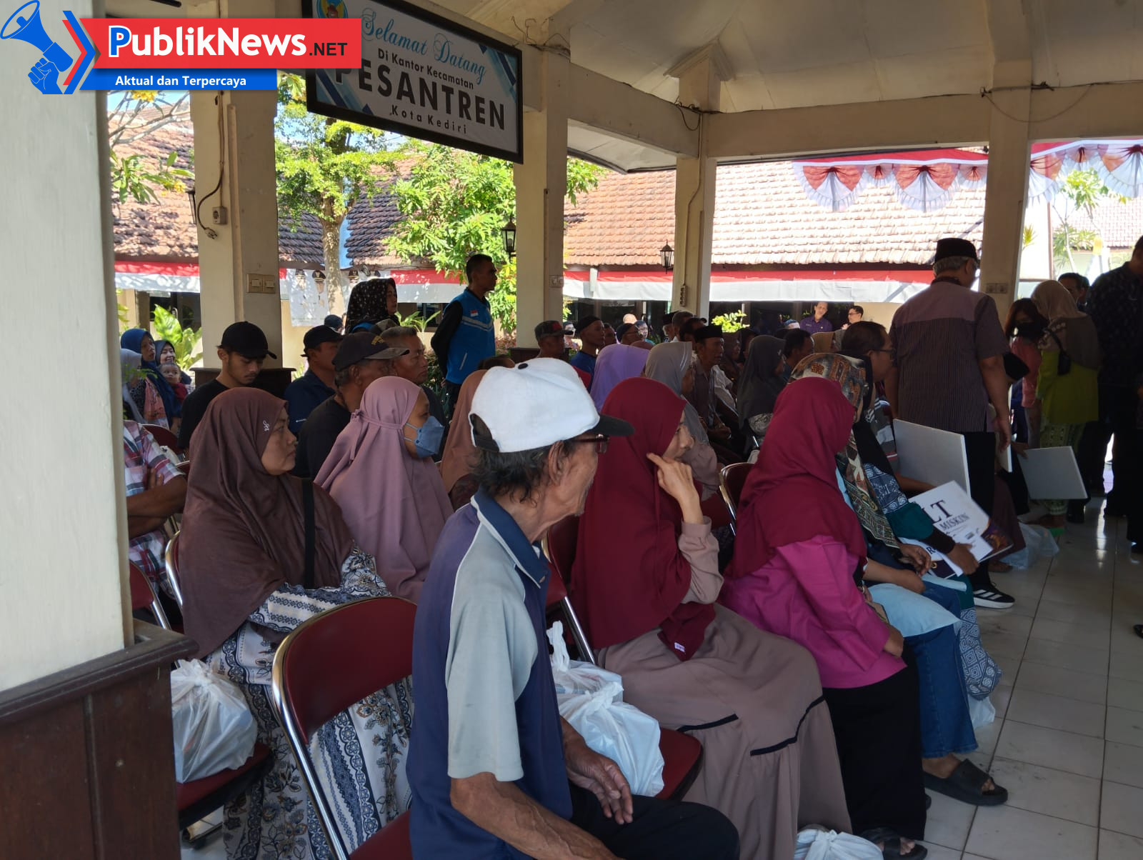 Pemkot Kediri Salurkan BLT DBHCHT Secara Simbolis, Wujud Kepedulian Dinsos Perkuat Perlindungan Sosial Masyarakat