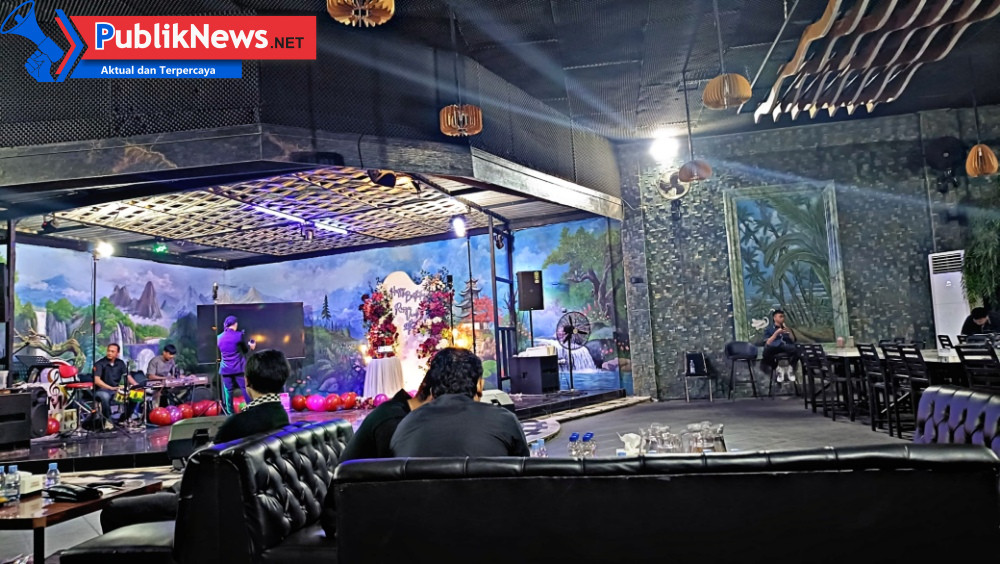 Kafe Rojoroso Diduga Beroperasi Tanpa Izin, Pemkot Kediri Dinilai Lemah Hadapi Mafia Hiburan