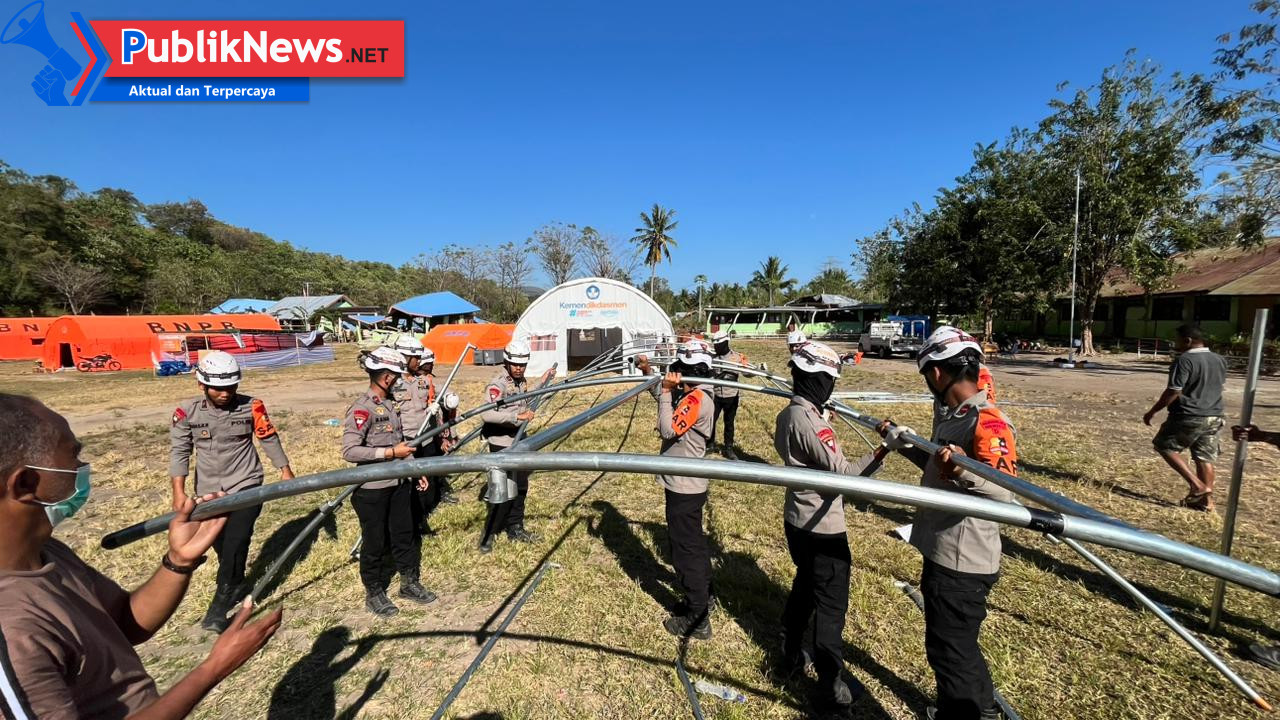 Brimob Hadir di Tengah Pemulihan Pascagempa, Bantu Fasilitas Ibadah dan Pendidikan di NTT